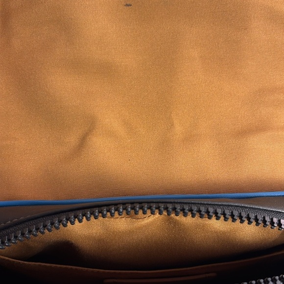 Coach Track Crossbody Bag In Colorblock Signature Canvas Sporty Athletic - Picture 13 of 14